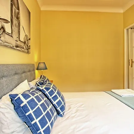 Almirante 3-four Bedrooms リスボン