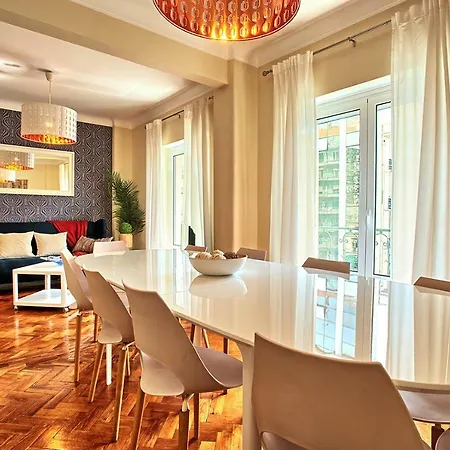 Almirante 3-four Bedrooms