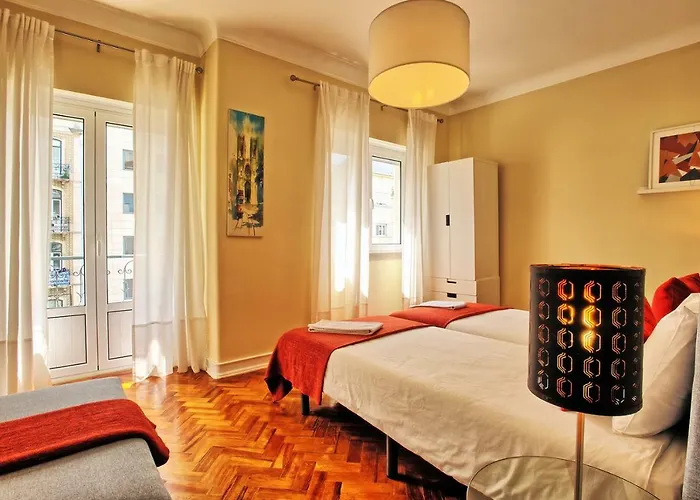 Almirante 3-four Bedrooms *