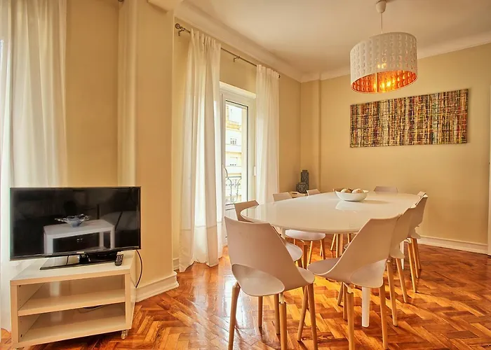 Almirante 3-four Bedrooms Апартаменти Лісабон