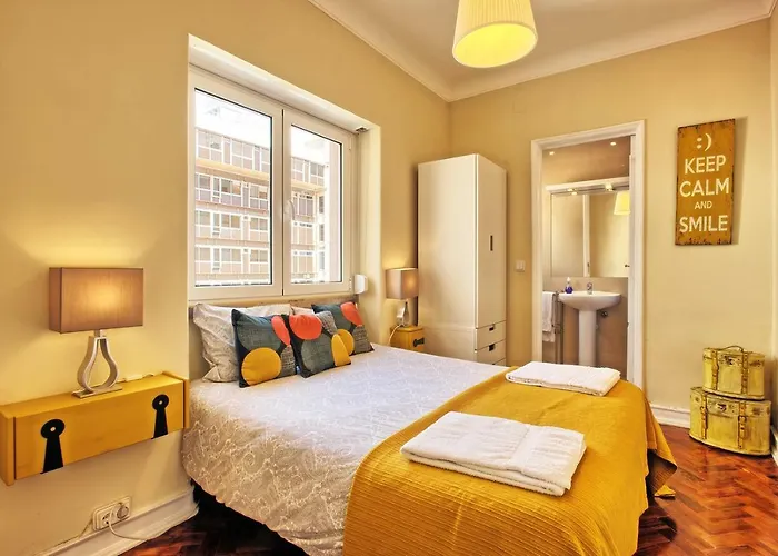 Апартаменти Almirante 3-four Bedrooms *