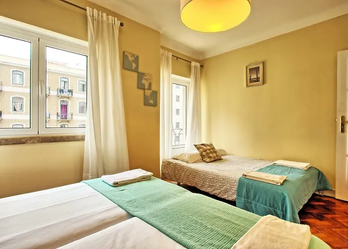 Апартаменти Almirante 3-four Bedrooms Лісабон