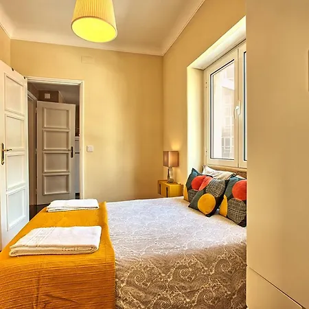 Apartament Almirante 3-four Bedrooms Lizbona